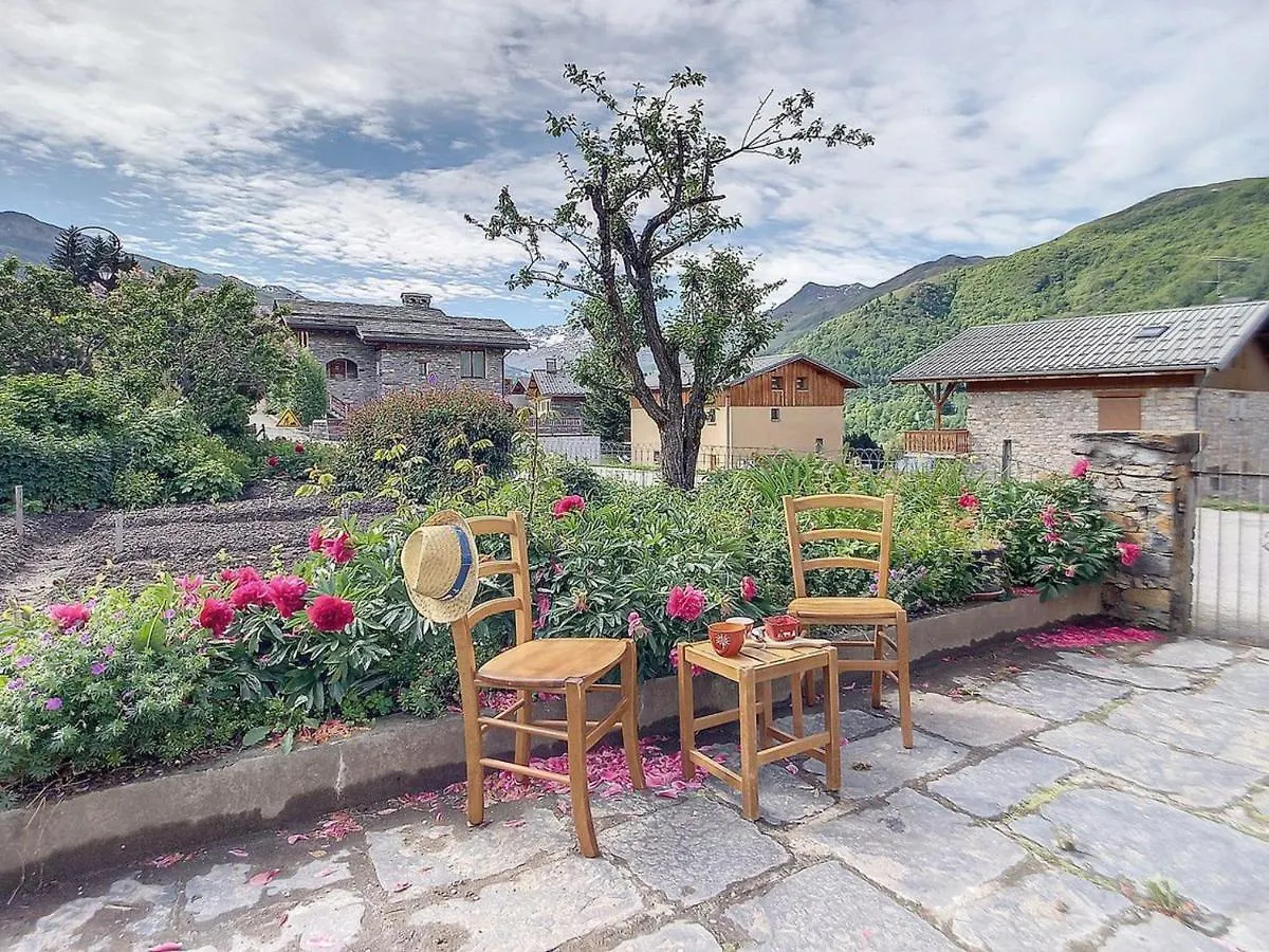 Chalet Familial A St Marcel Avec Terrasse, 6 Pers, 3 Chambres - Fr-1-344-1051 Saint-Marcel  France